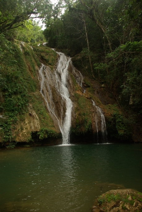 Cuba_1911_054.JPG - kleiner Wasserfall